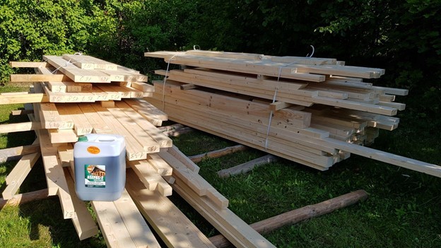 Impregnating the wood for timber frame house