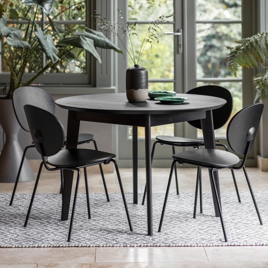 Round_dining_table